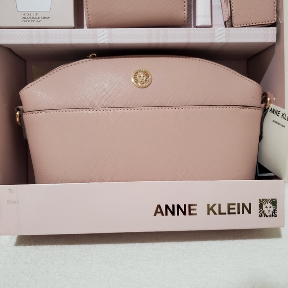 Anne Klein Gift Set Zip Top Crossbody, Curved Zip Wallet, Hand Sanitizer Holder - Picture 2 of 8
